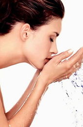 必知27條生活美容妙招 實(shí)用技巧助您煥發(fā)光彩